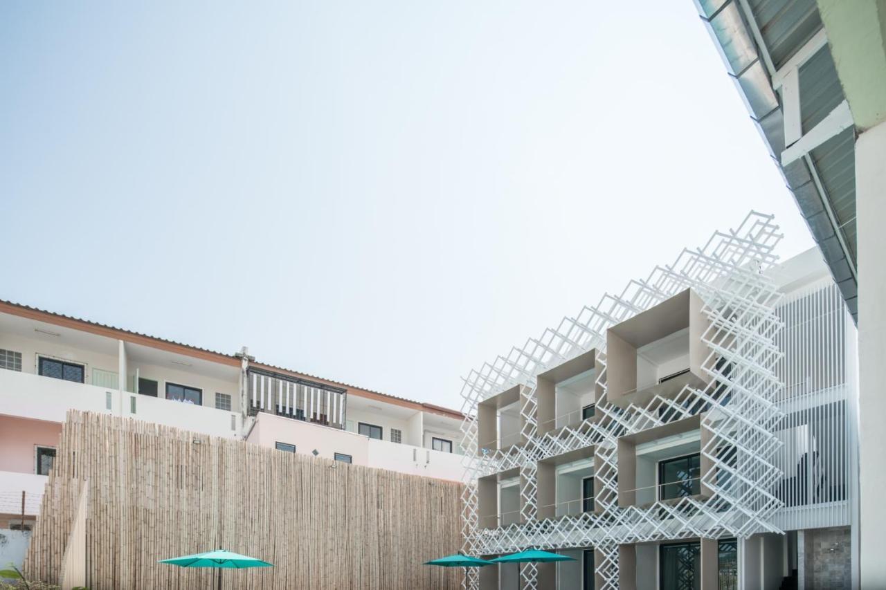 Yanud Residence Phuket Exterior foto