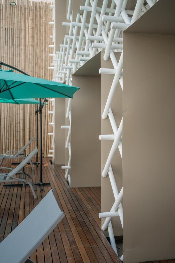 Yanud Residence Phuket Exterior foto