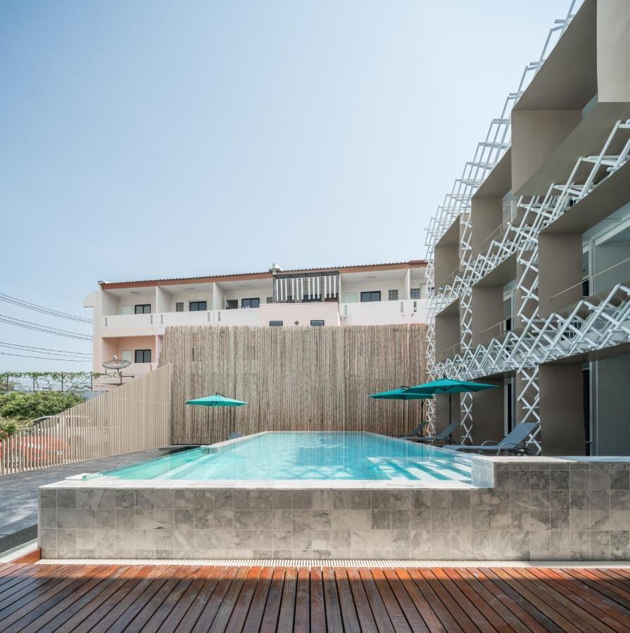 Yanud Residence Phuket Exterior foto